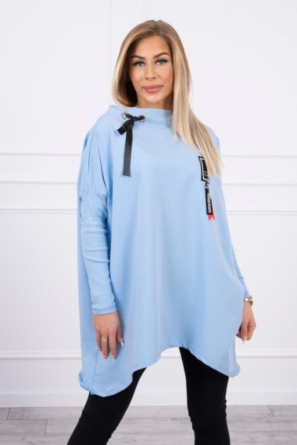 Bluza oversize z asymetrycznymi bokami błękitna UNI