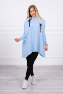 Bluza oversize z asymetrycznymi bokami błękitna