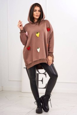 Bluza ocieplana z motywem truskawek mocca z kapturem